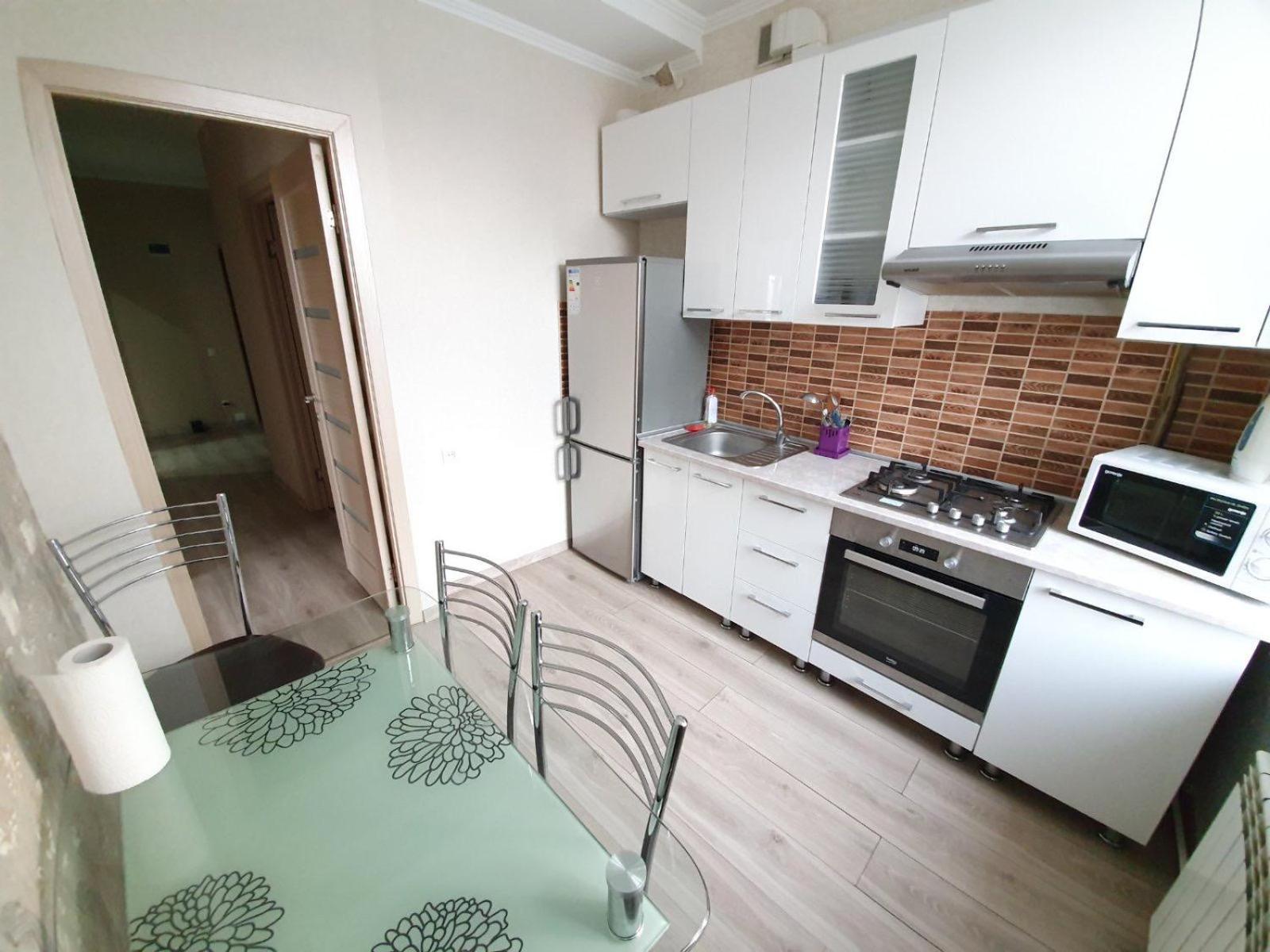 Tourist Home At Stefan Cel Mare With 2 Rooms Kischinau Exterior foto